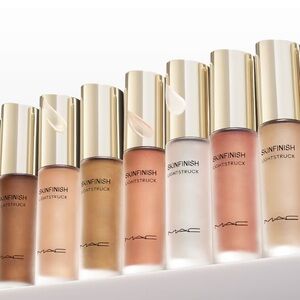 MAC SKINFINISH LIGHTSTRUCK LIQUID HIGHLIGHTERS (7)